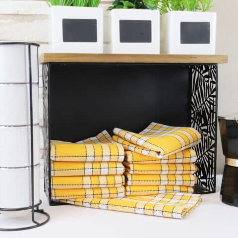 Lot de 2 bavoirs coton carreaux vichy Normand rouge 50x50 | Maisons du