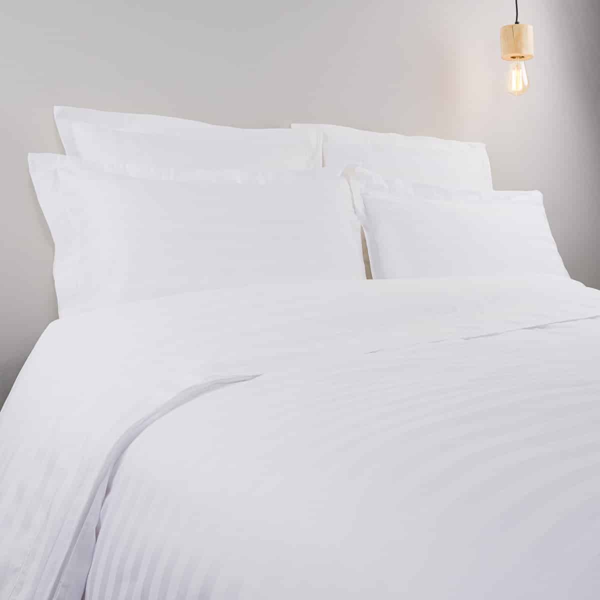 drap-plat-coton-bande-de-satin