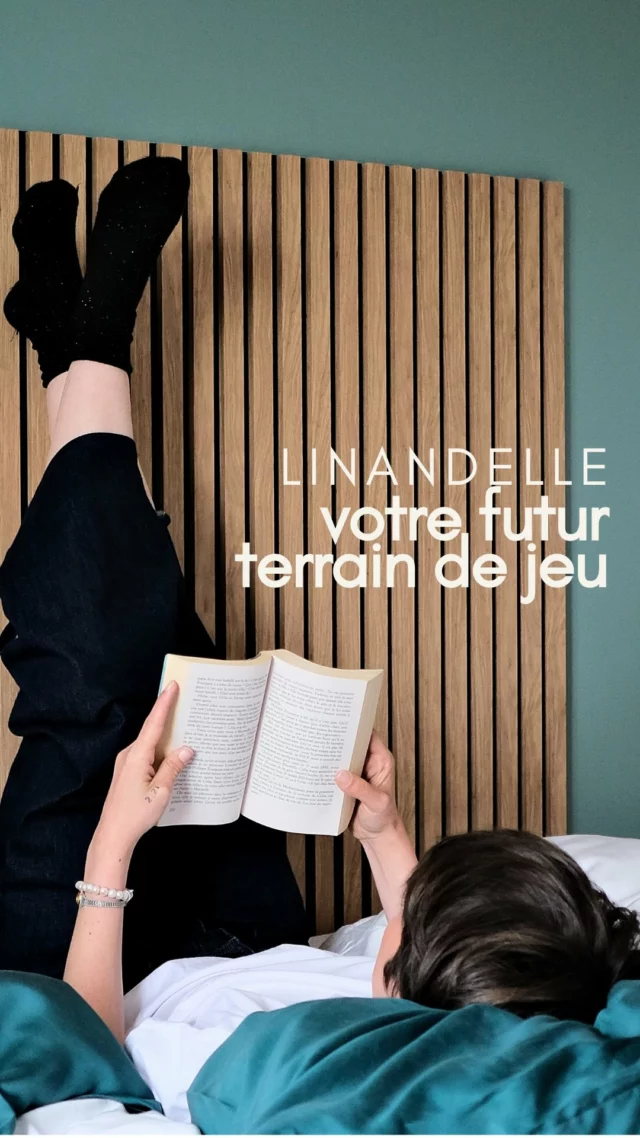 Elle voulait juste lire un chapitre.…mais les draps Linandelle ont eu raison d’elle. Si confortable que même la lecture devient une aventure.

Que vous soyez team “lecture concentrée” ou team “je m’endors au bout de 4 pages”, ces draps vont clairement devenir votre endroit préféré.

📚 Merci Marie pour ce tuto des positions de lecture les plus cozy de l’univers

👉 La housse de couette + taies d’oreillers DOLCE VITA disponibles sur notre e-shop ou en magasin (attention, vous risquez de ne plus vouloir sortir du lit)

#Linandelle #DrapsEnLin #LectureDuSoir #ConfortAbsolu #LingeDeLit #MadeInNormandie #TeamCocon #LinNaturel #DuvetMood #LectureCréative #TANCEL #Lyocell #Dolcevita